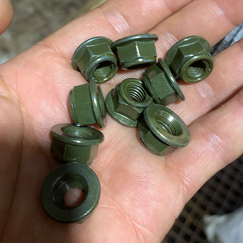 镀锌军绿钝化剂